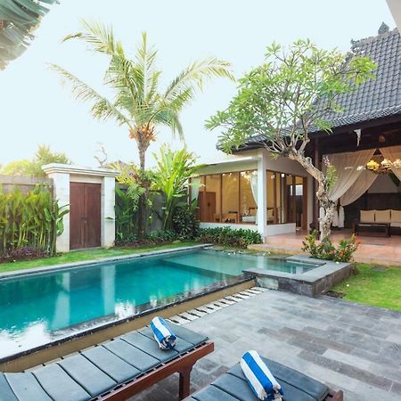 Anyar Sari Villa Dalung  Buitenkant foto