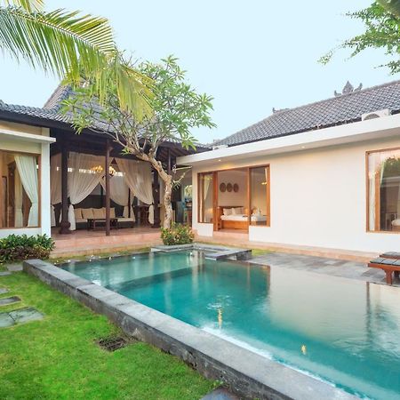 Anyar Sari Villa Dalung  Buitenkant foto